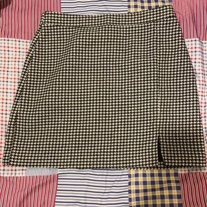 Hollister mini skirt